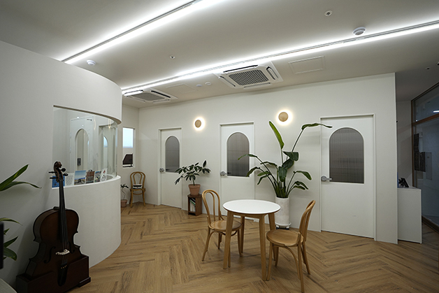 더뮤엘스튜디오 (6).JPG